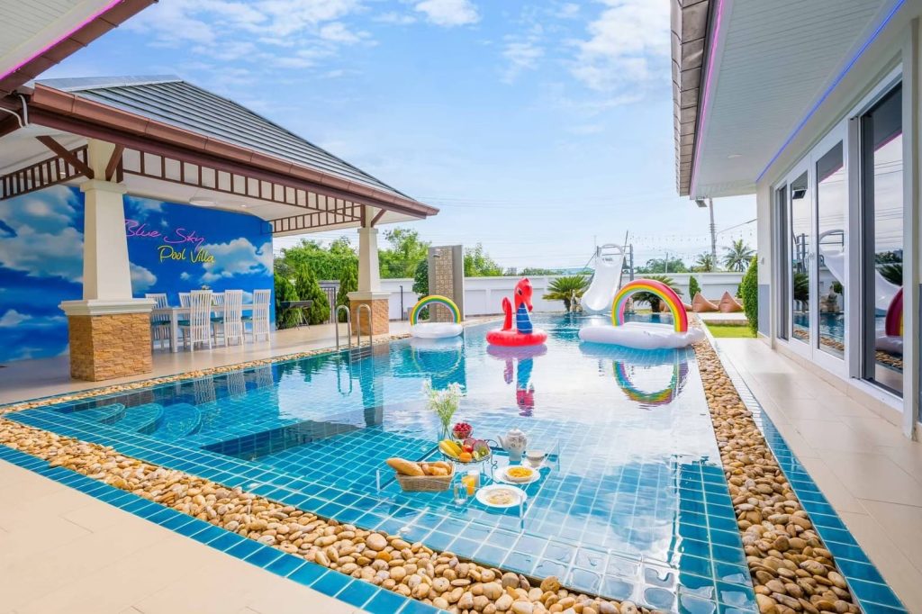 Blue Sky Poolvilla, Pattaya